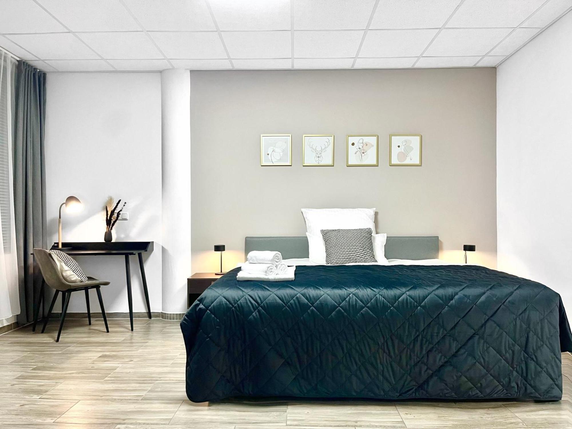 Leni Living - Riesig! Repraesentativ! Ruhig! Apartment Munich