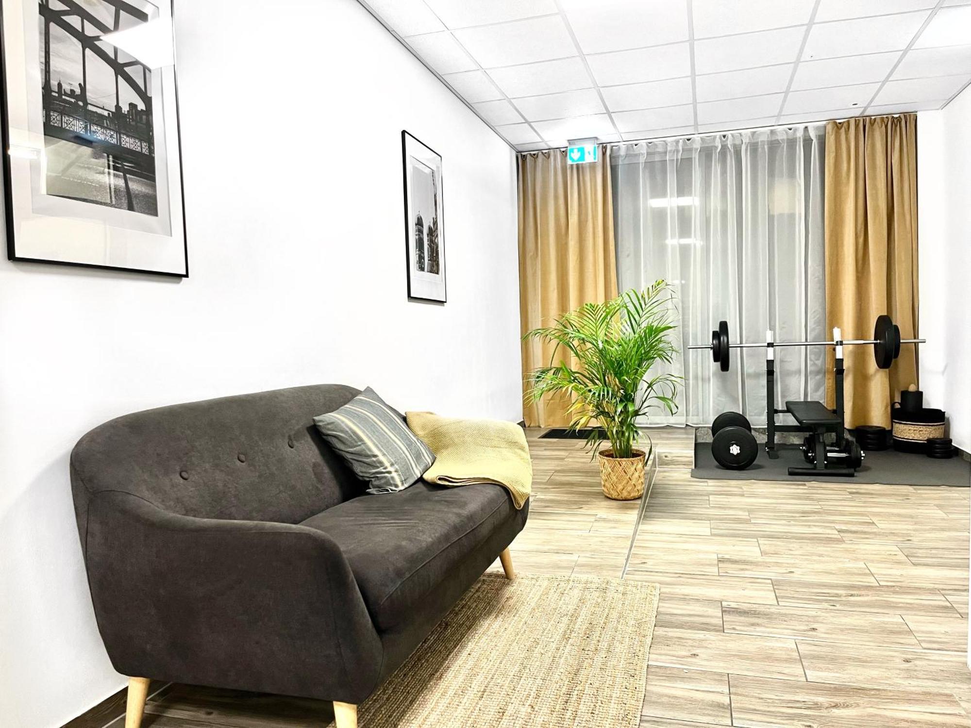 Leni Living - Riesig! Repraesentativ! Ruhig! Apartment *